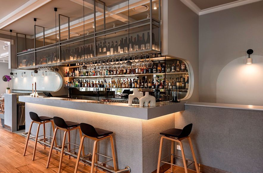 14 South - Restaurant & Bar