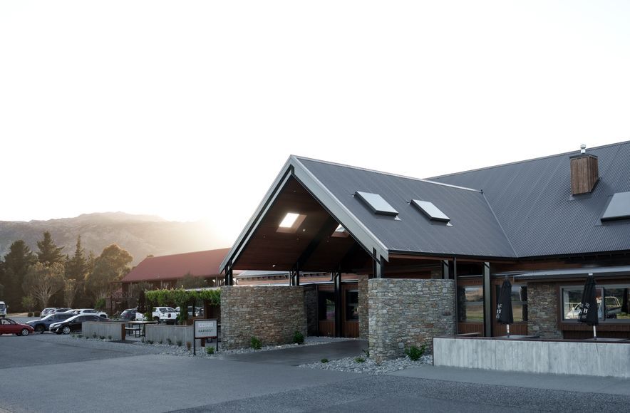 Harvest Hotel, Cromwell