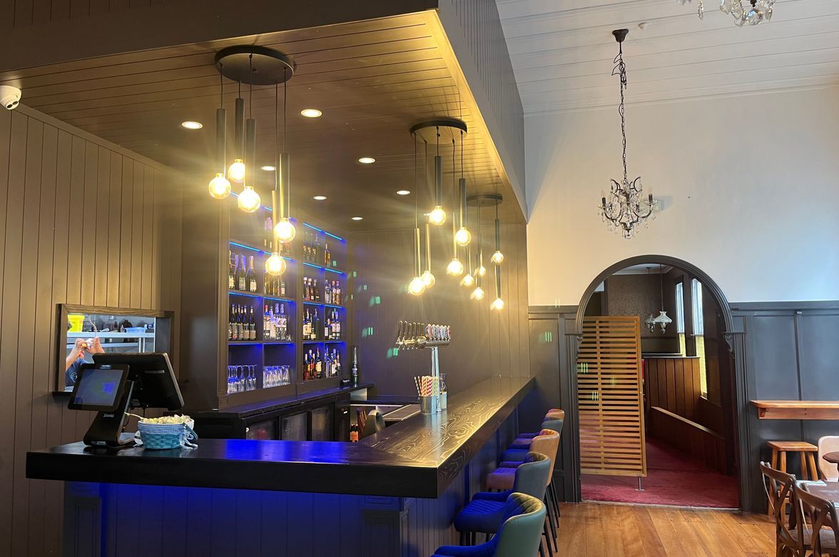 Wine & Dine Restaurant