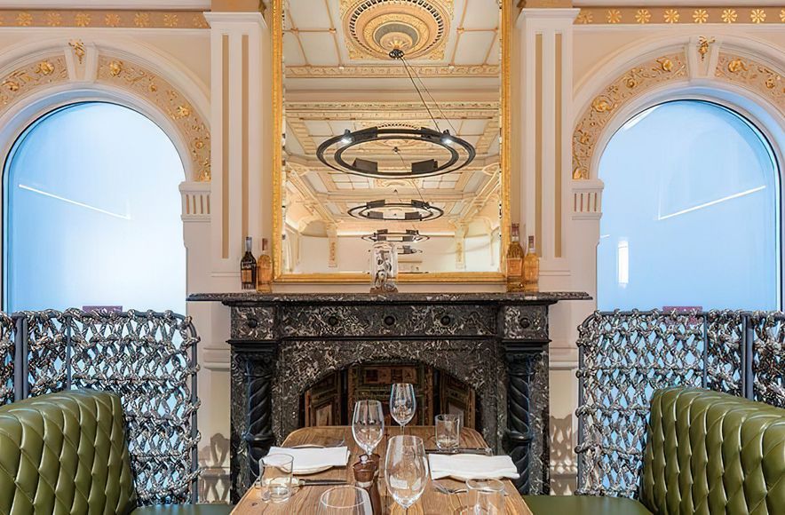 The Meat and Wine Co., Palace Hotel