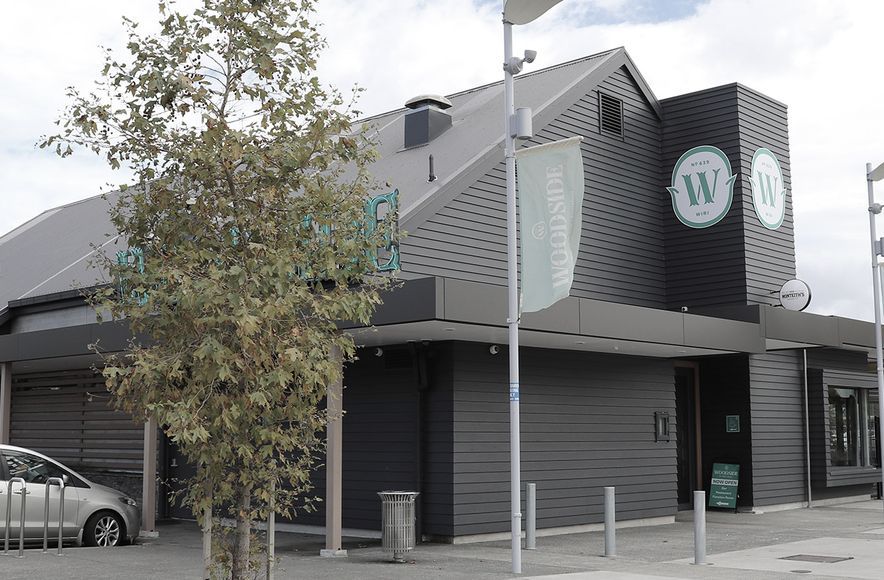 Wiri Tavern