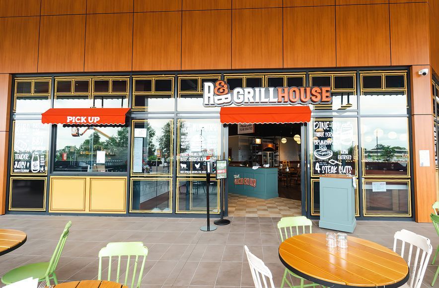 R&B Grillhouse, Gregory Hill