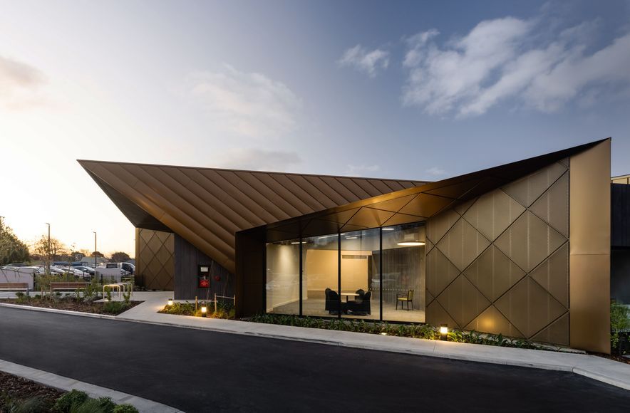 The Richmond Working Mens Club CHCH
