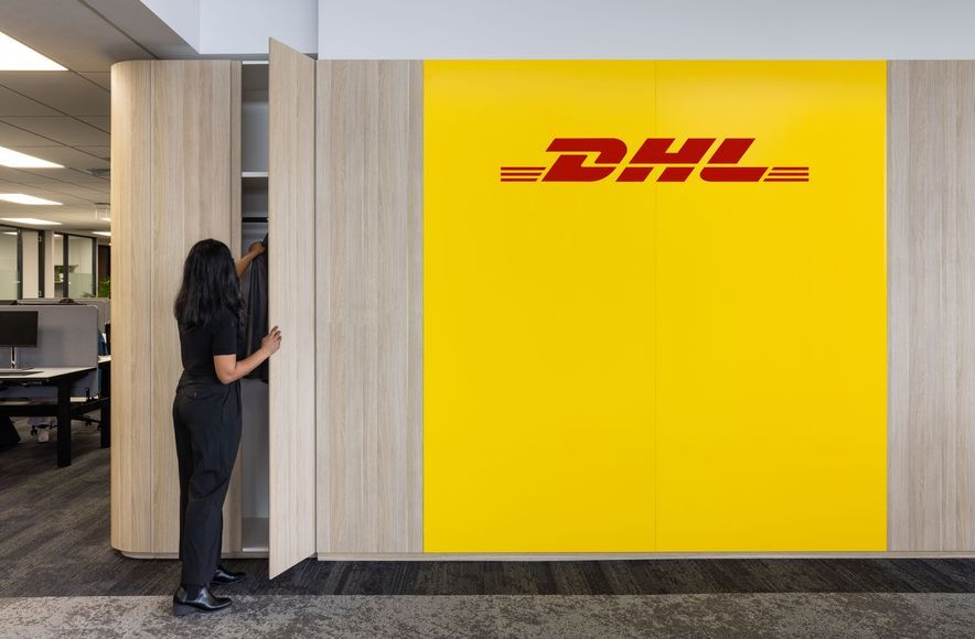 DHL