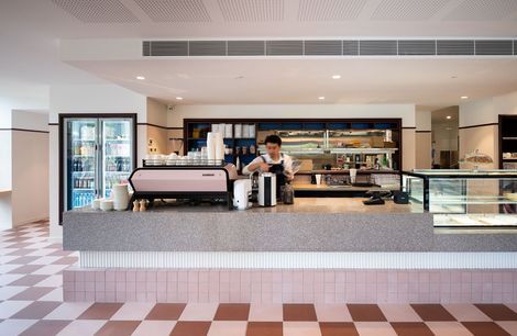 Silvs on Kennedy Cafe