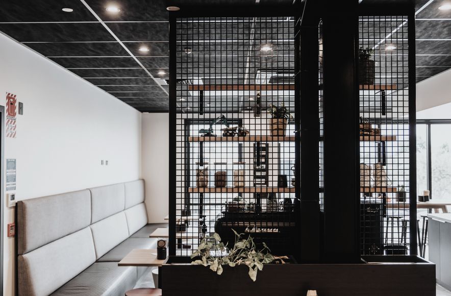 HireWays Café Screen