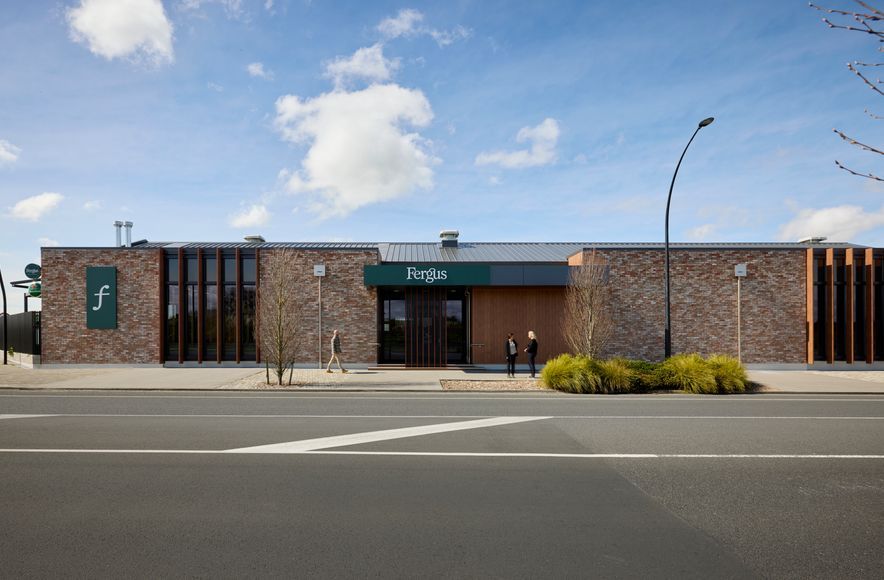 Fergus Bar