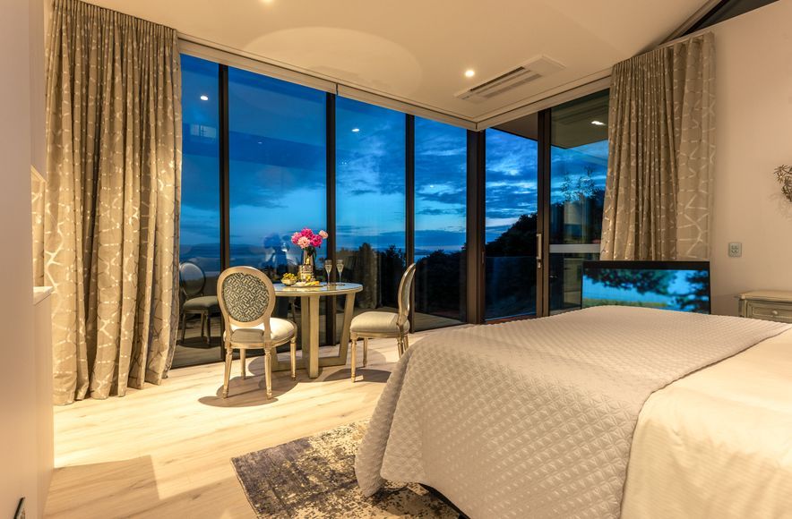 Omana Luxury Villa - Surrender