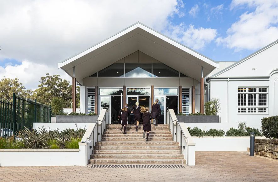 Kennedy Boarding House, Frensham