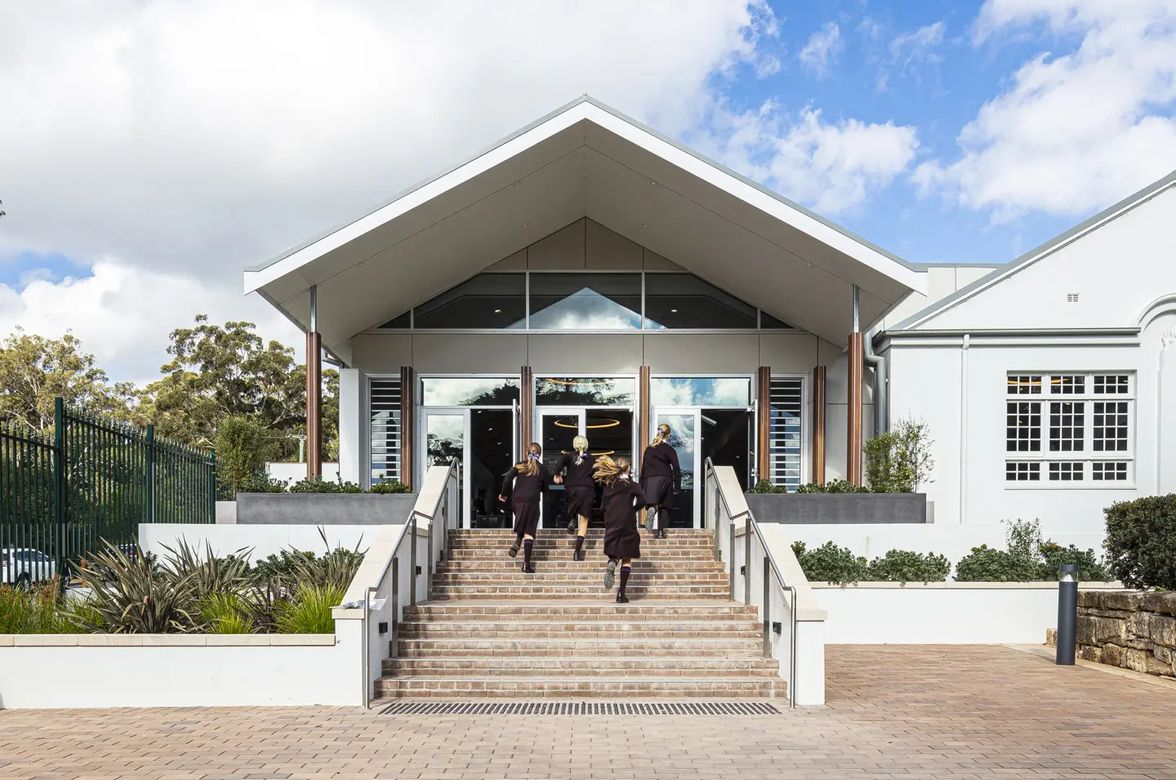 Kennedy Boarding House, Frensham