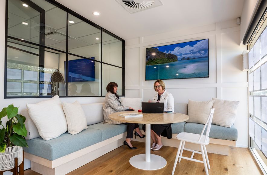 Barfoot & Thompson Whangaparaoa | Office Design and Fitout