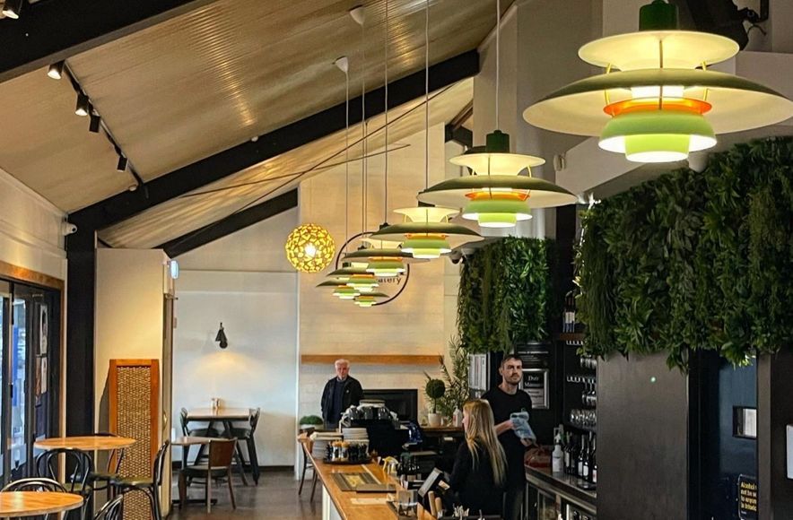 Diva Bar and Eatery