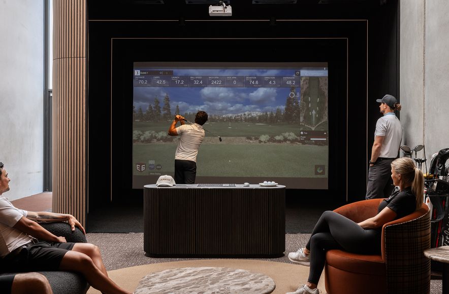 Exclusive Golf Simulator Club