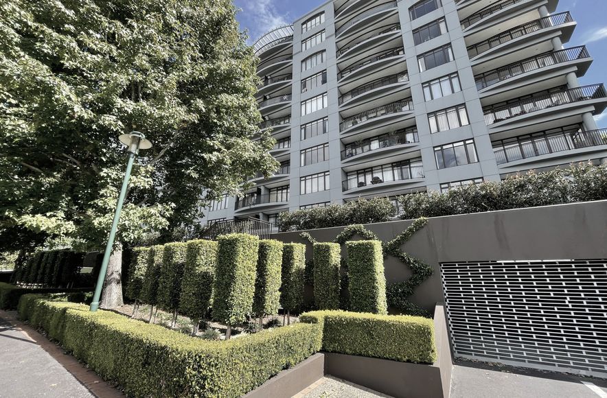 Broadway Park Apartments