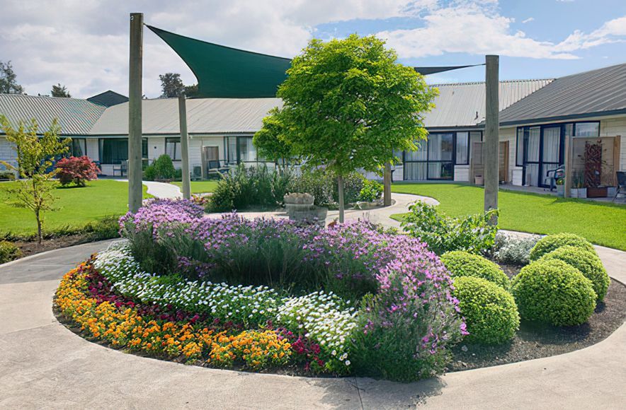 Woodlands Courtyard