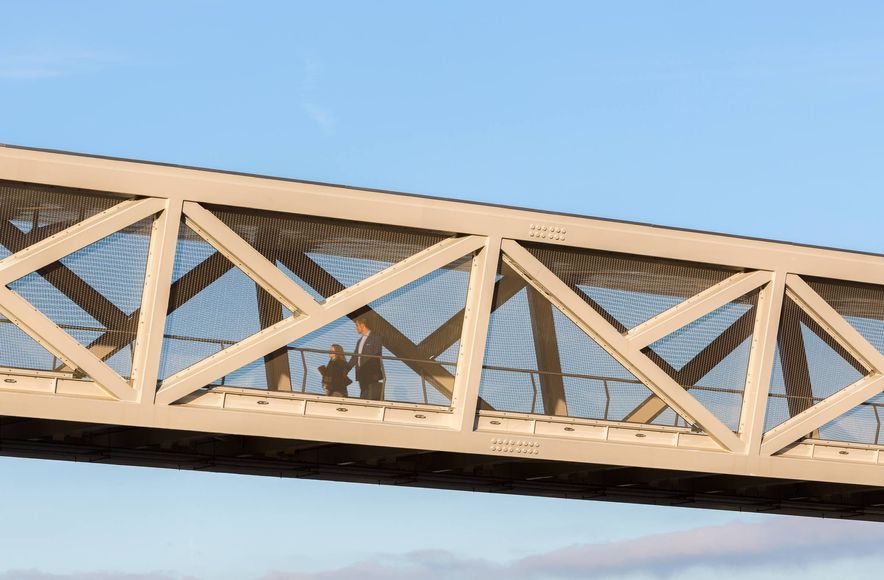 Metrorail Walkways with Wire Mesh Walls