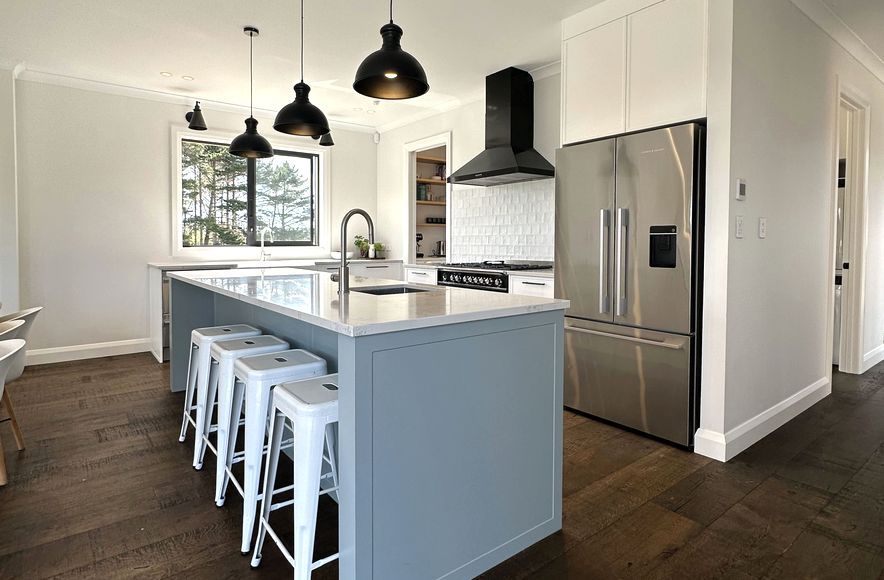 Countryside Elegance Kitchen and Laundry New Build