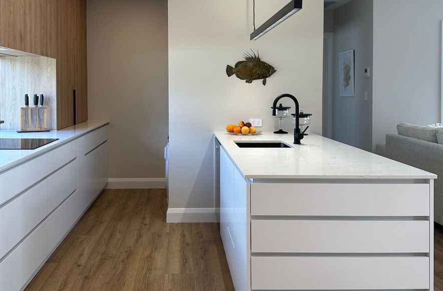 Spacious Minor Dwelling Kitchen
