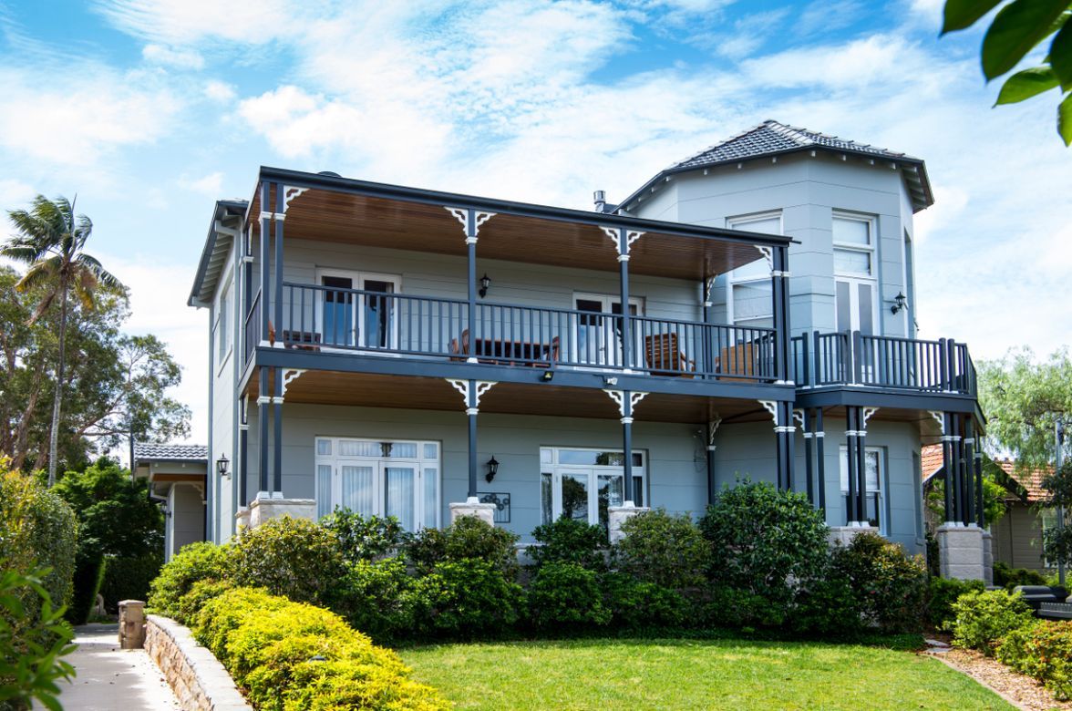 WOOLWICH RESIDENCE