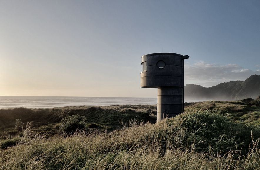 Piha Lifeguard Tower