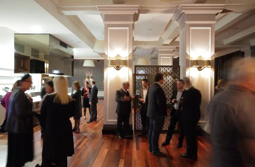 Hamilton Lounge- Brisbane City Hall