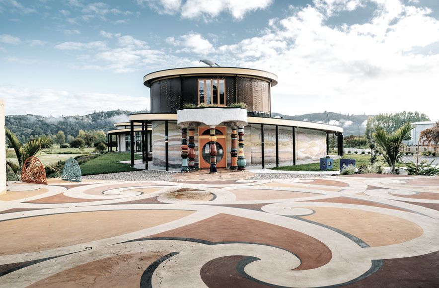 Te Hononga, Kawakawa