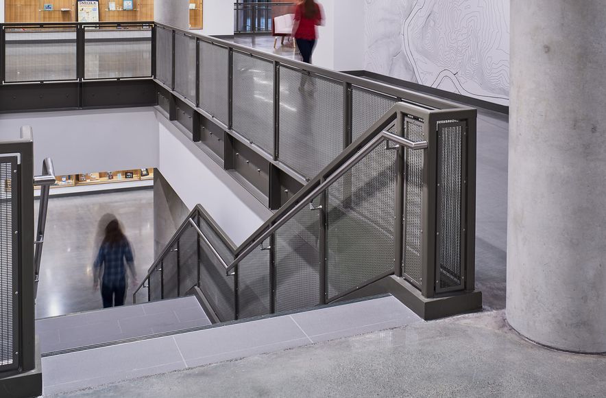 Architectural Mesh in Campus Balustrade