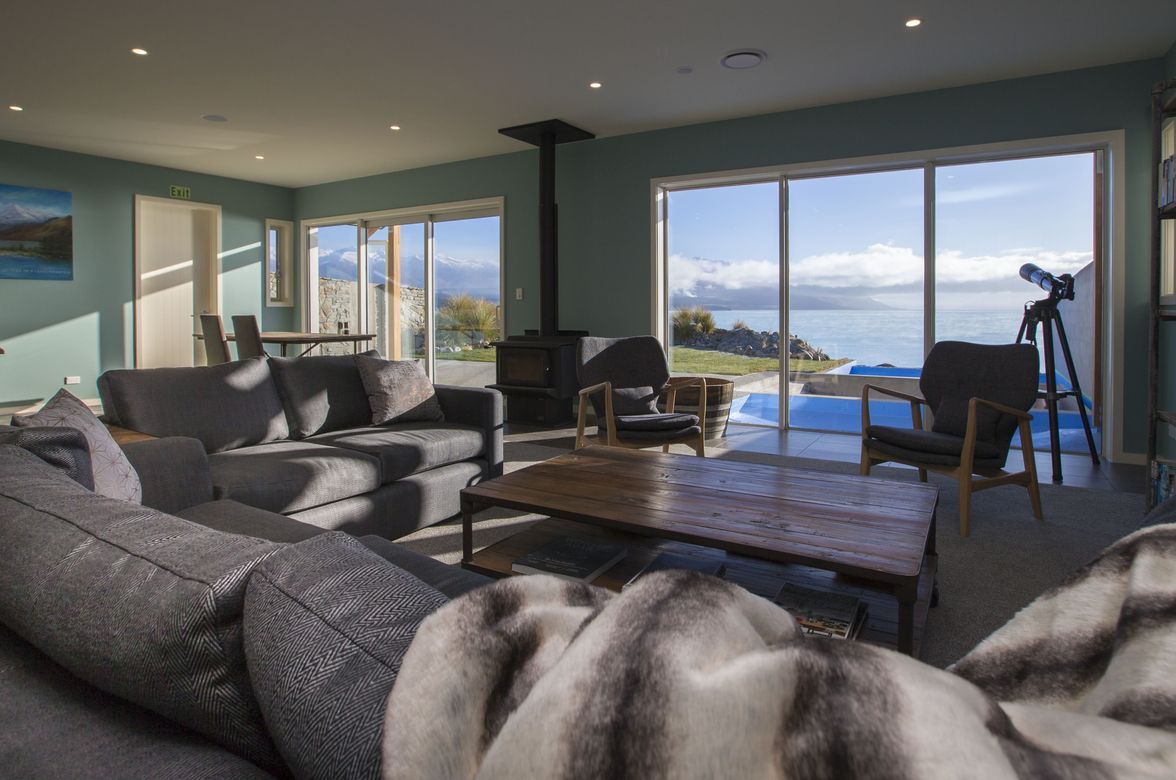 Lakestone Lodge