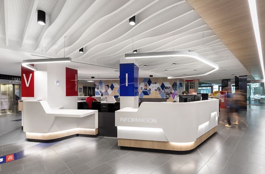 Royal Melbourne Hospital Entry