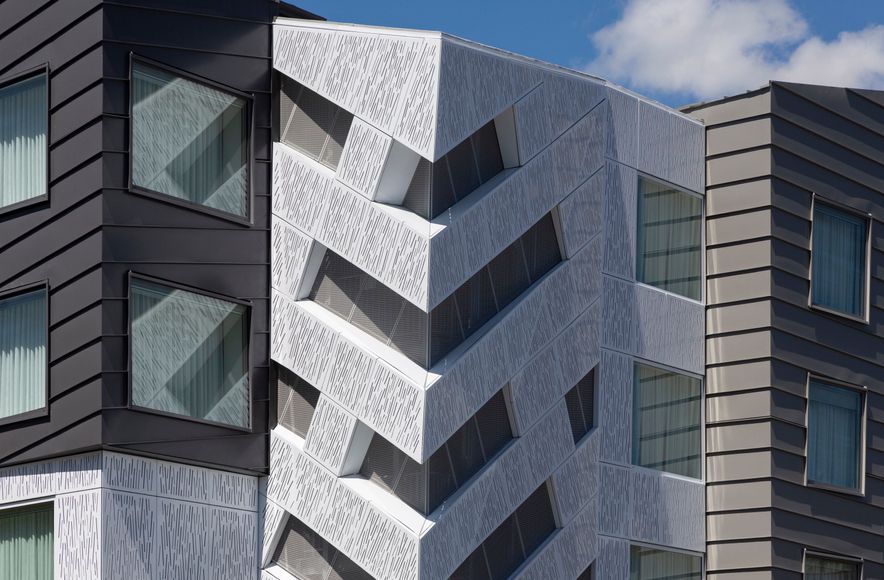 Holiday Inn Express | Detailing | McAuliffe Stevens Architects