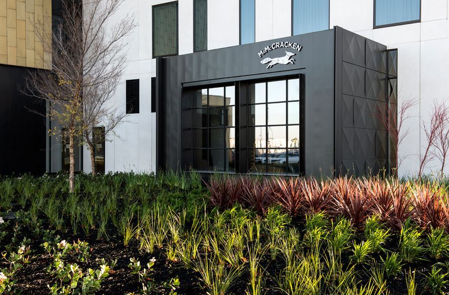 Hyatt Hotel, Essendon Fields