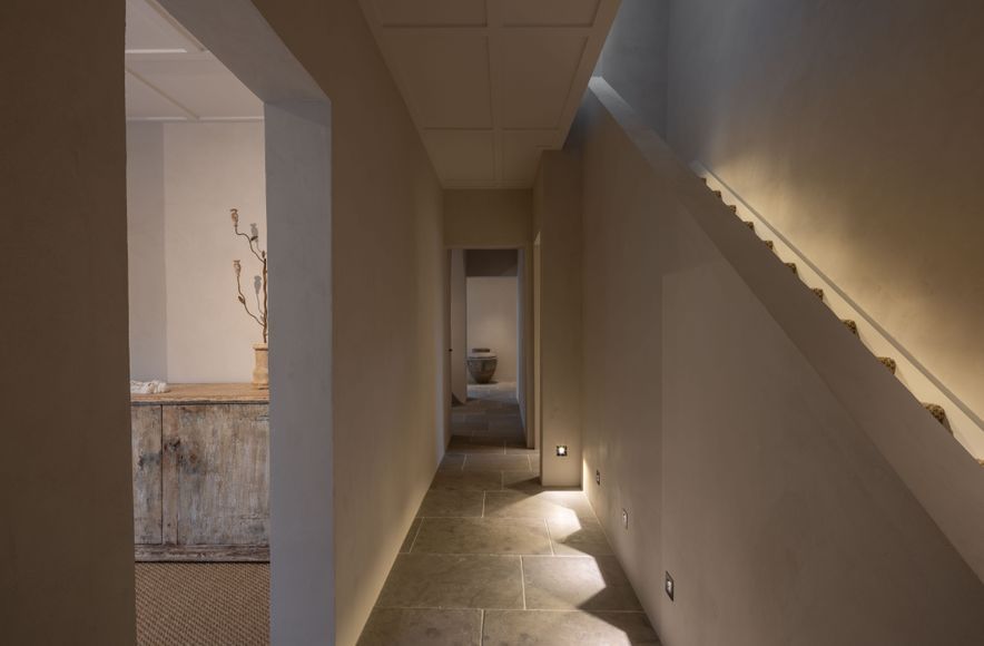 Teil Residence