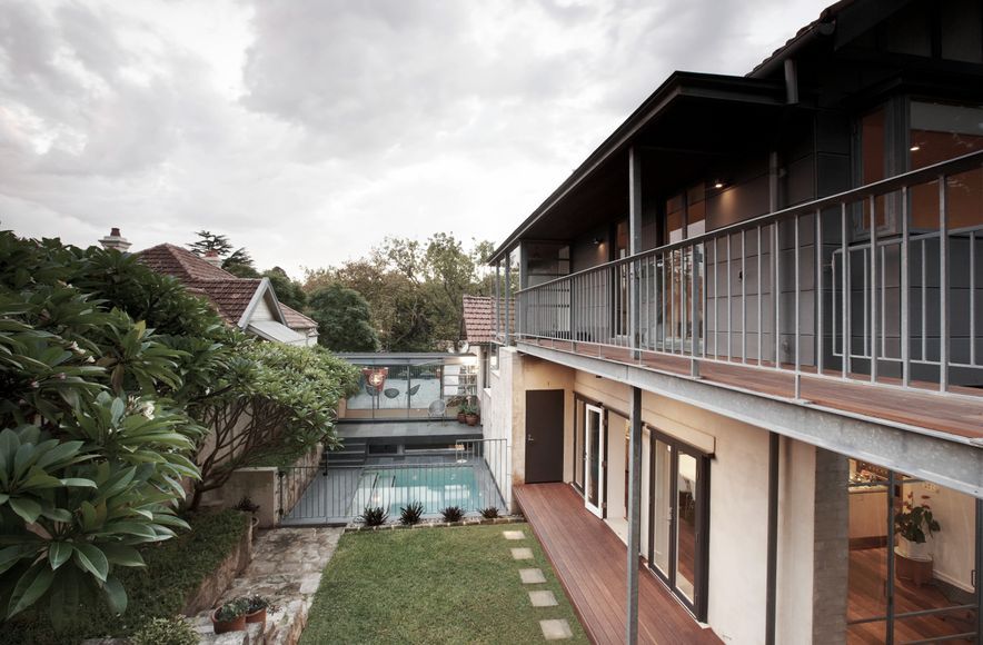 9C - Rebirth of a Bohemian Home