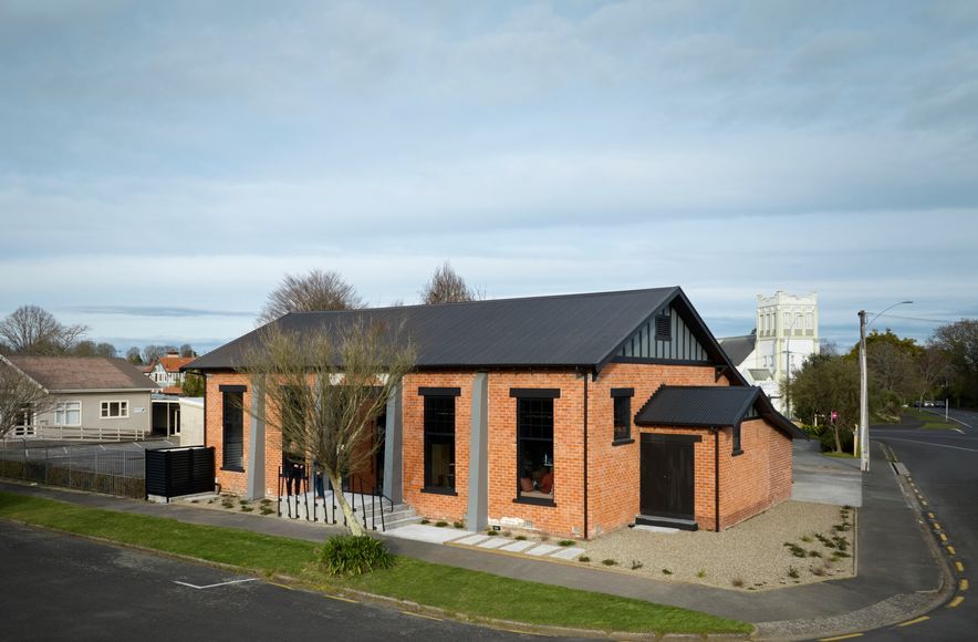The Old Lodge, Hamilton