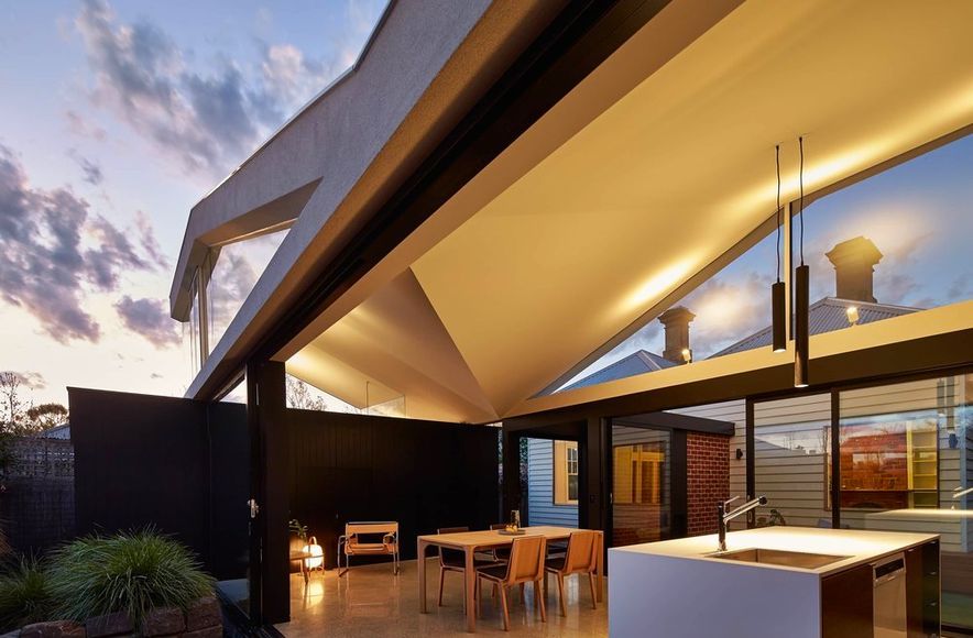 Tunnel House