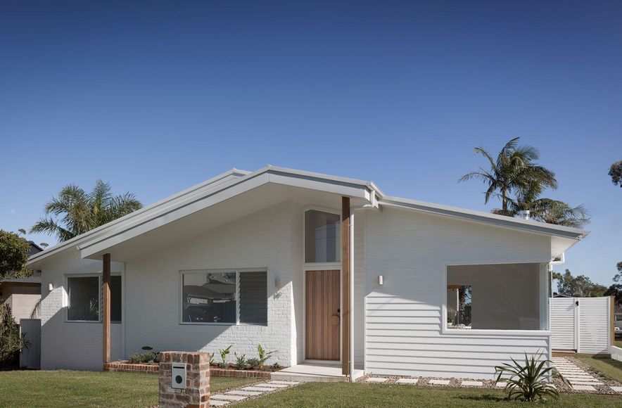 Single Storey Coastal Home