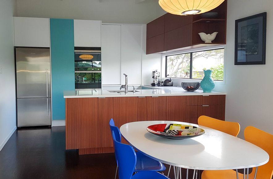 Retro Apartment - Narrowneck Beach