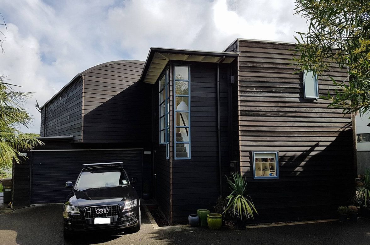 Point Chevalier Cedar Weatherboard Re-cladding