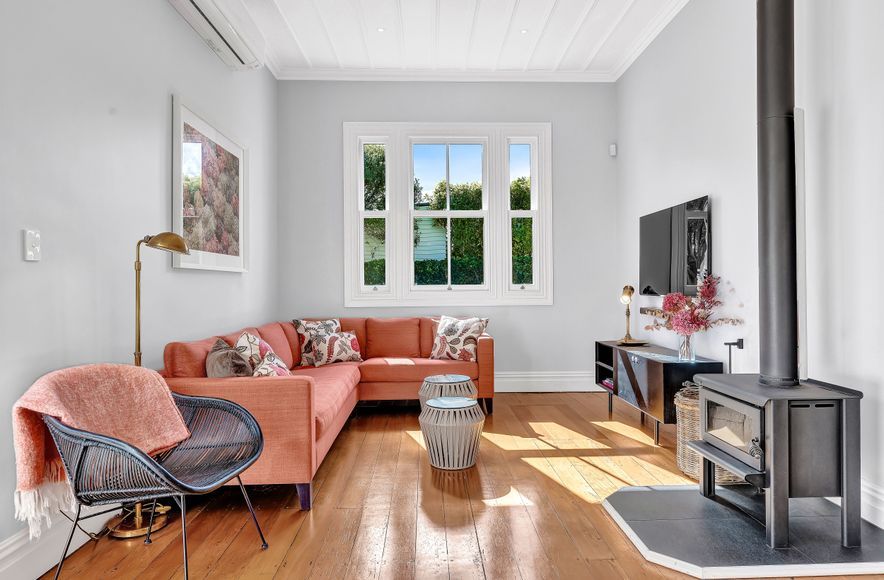 Traditional Villa Gets Glammed Up