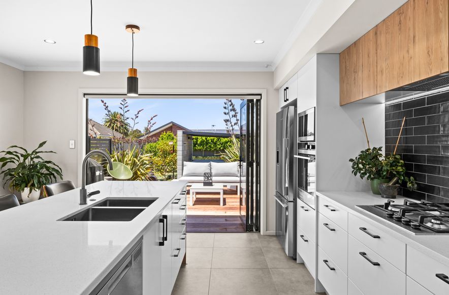 Modern 1950's Bungalow