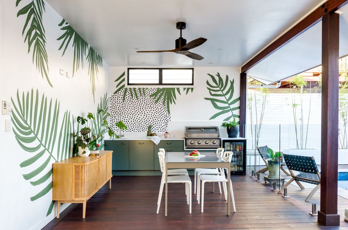 Tarragindi Outdoor Room & Kitchen