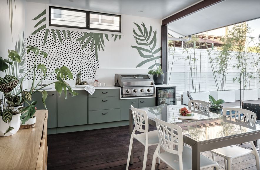 Tarragindi Outdoor Room & Kitchen