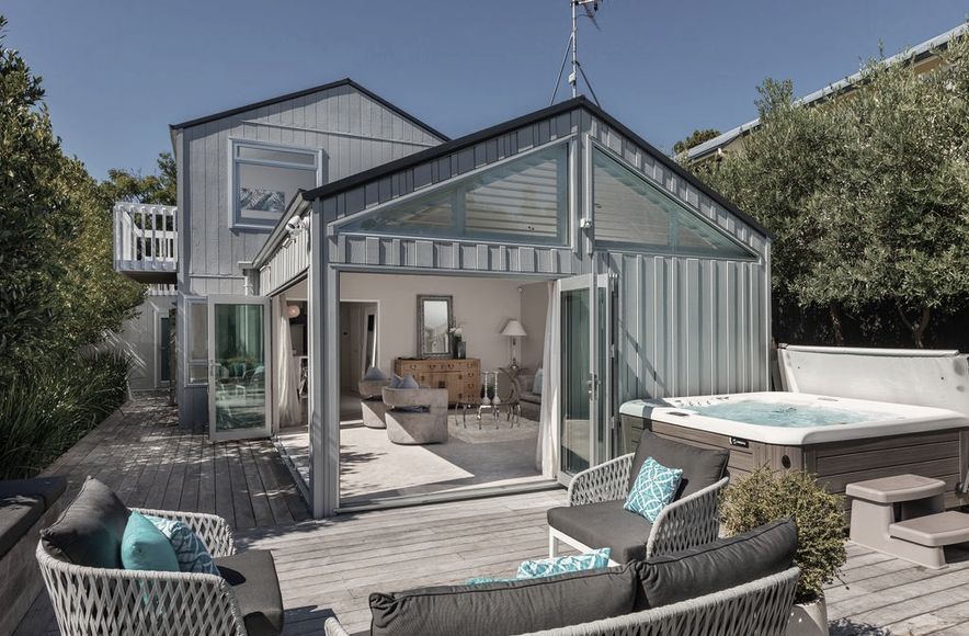 Mt Albert, Renovation