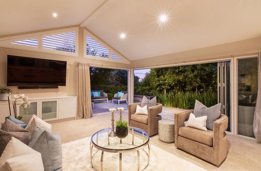 Mt Albert, Renovation