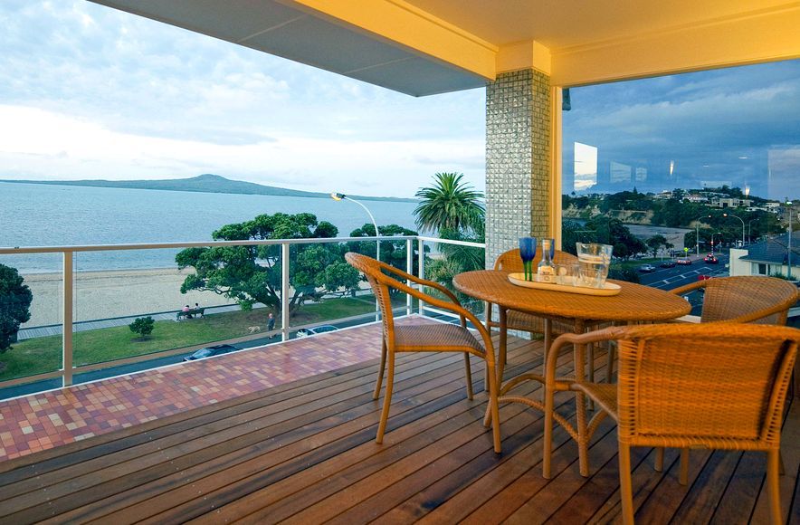 Tamaki Drive - Saint Heliers