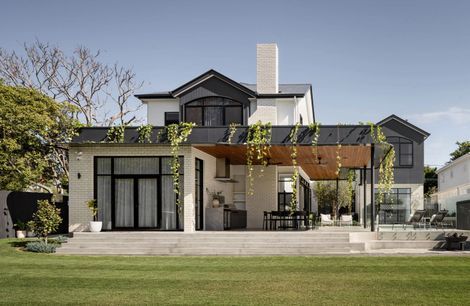Lenore House - Hawthorne