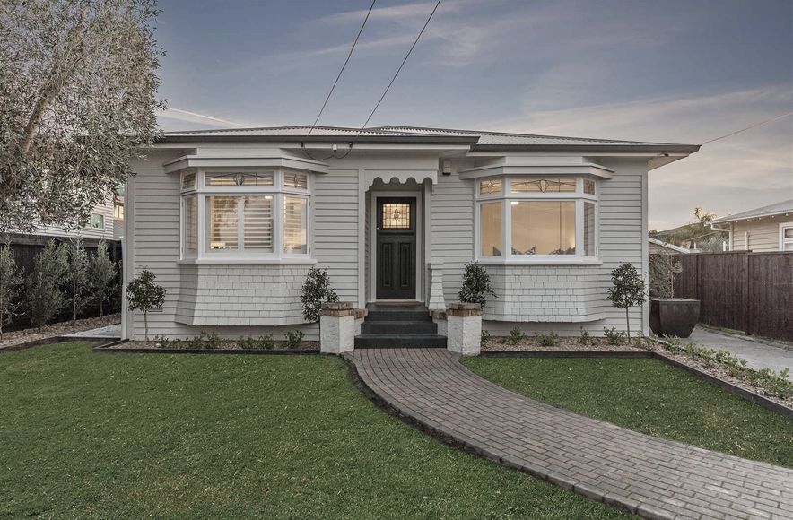 Chevalier Chic, Point Chev