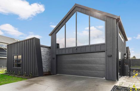 Modern Elegance | Emandee Homes