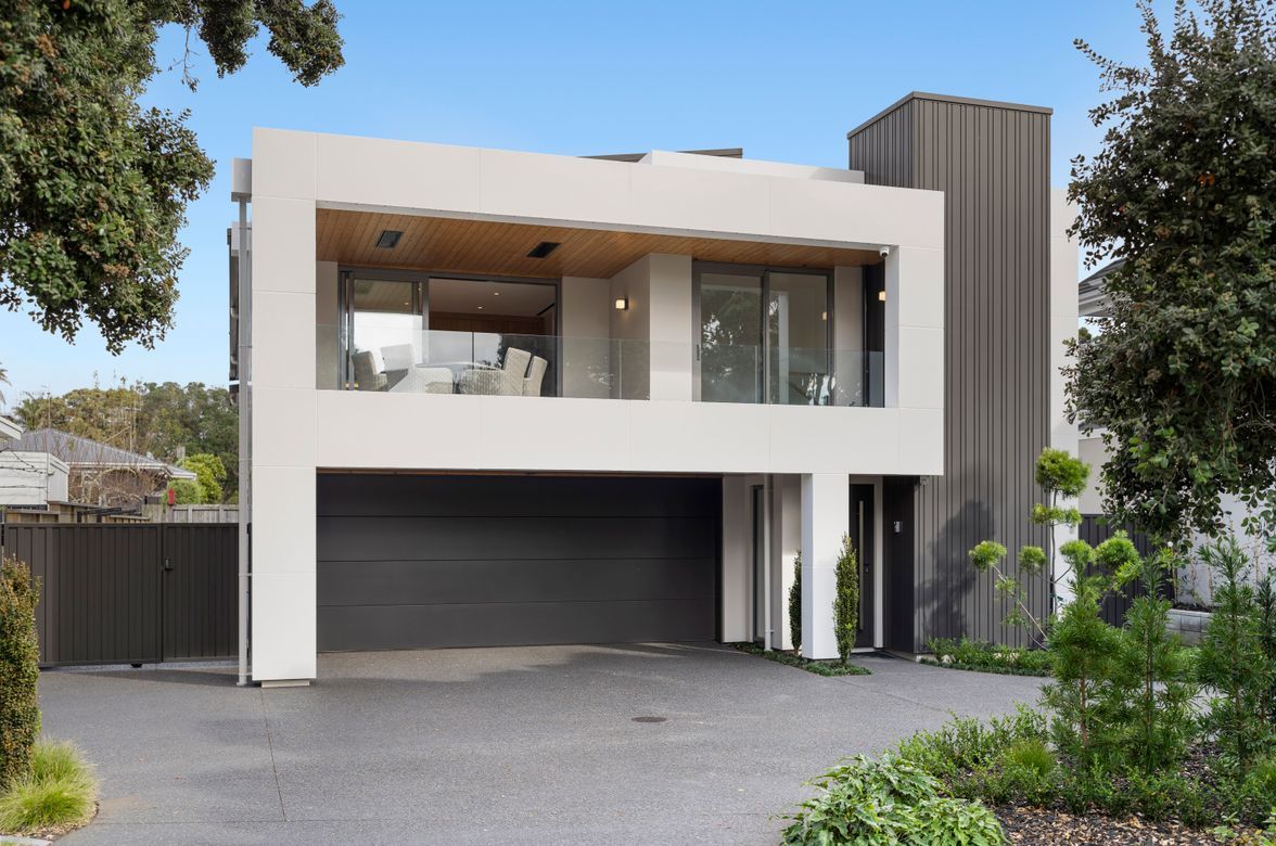 Modern Mount Living