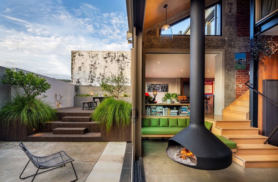 Carbonic Ice Apartment